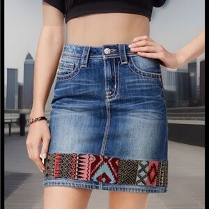 Miss Me Jean Skirt Southwestern Embroidered Aztec High Rise Cotton Denim Sz 31